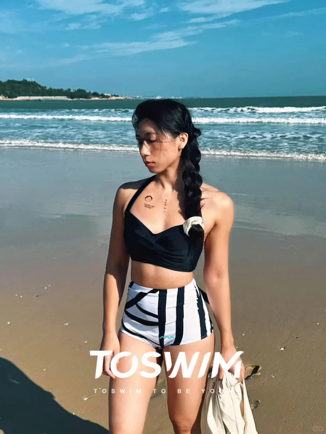 高腰比基尼真巨显腿长!