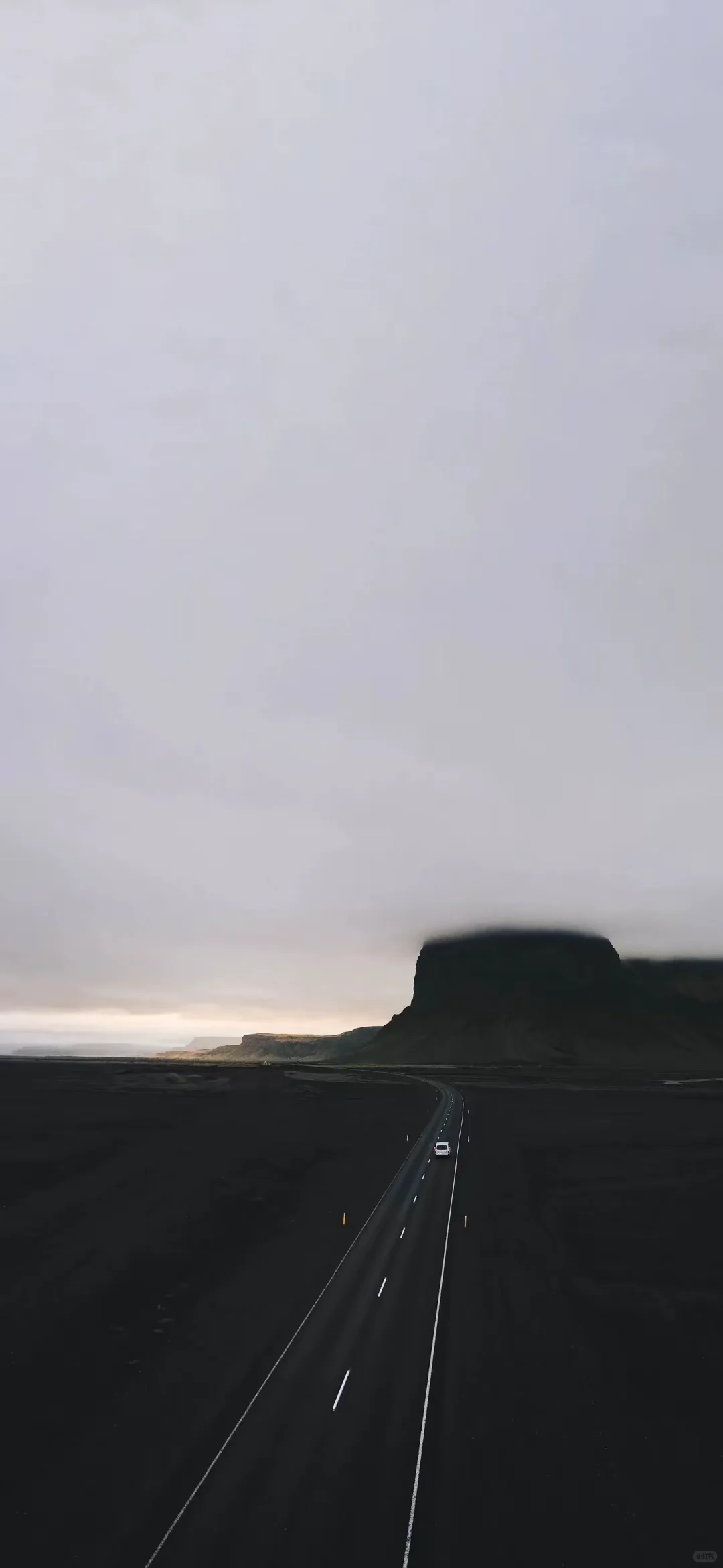 蓝色的天空，蓝色的气球，高清壁纸