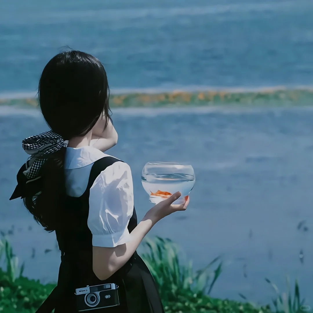 Share | 氛围感不露脸女头