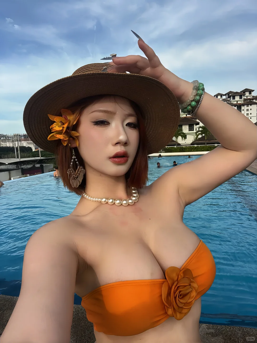 玩一下水吧，泳池拍照📷