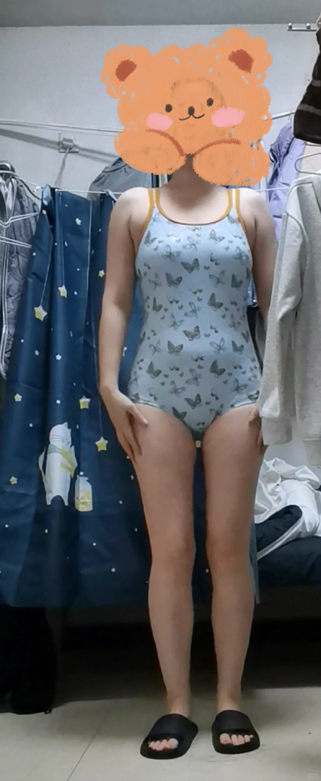 今天买的游泳衣，好喜欢啊！