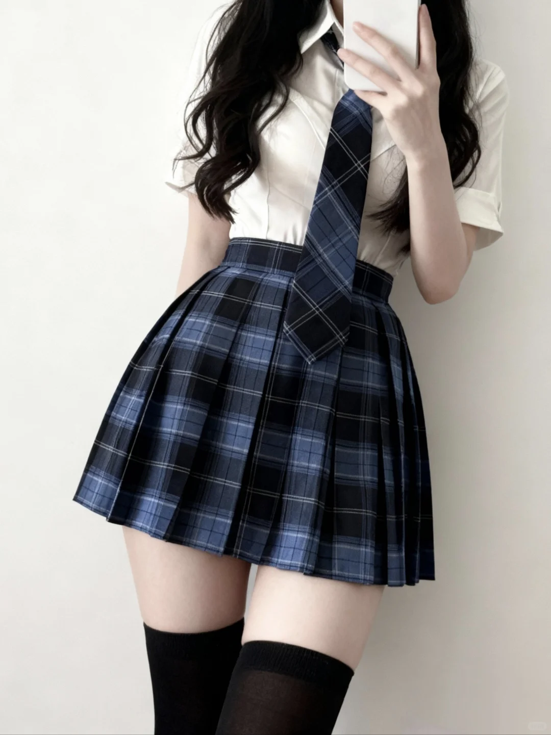 左滑◀️帮我穿上