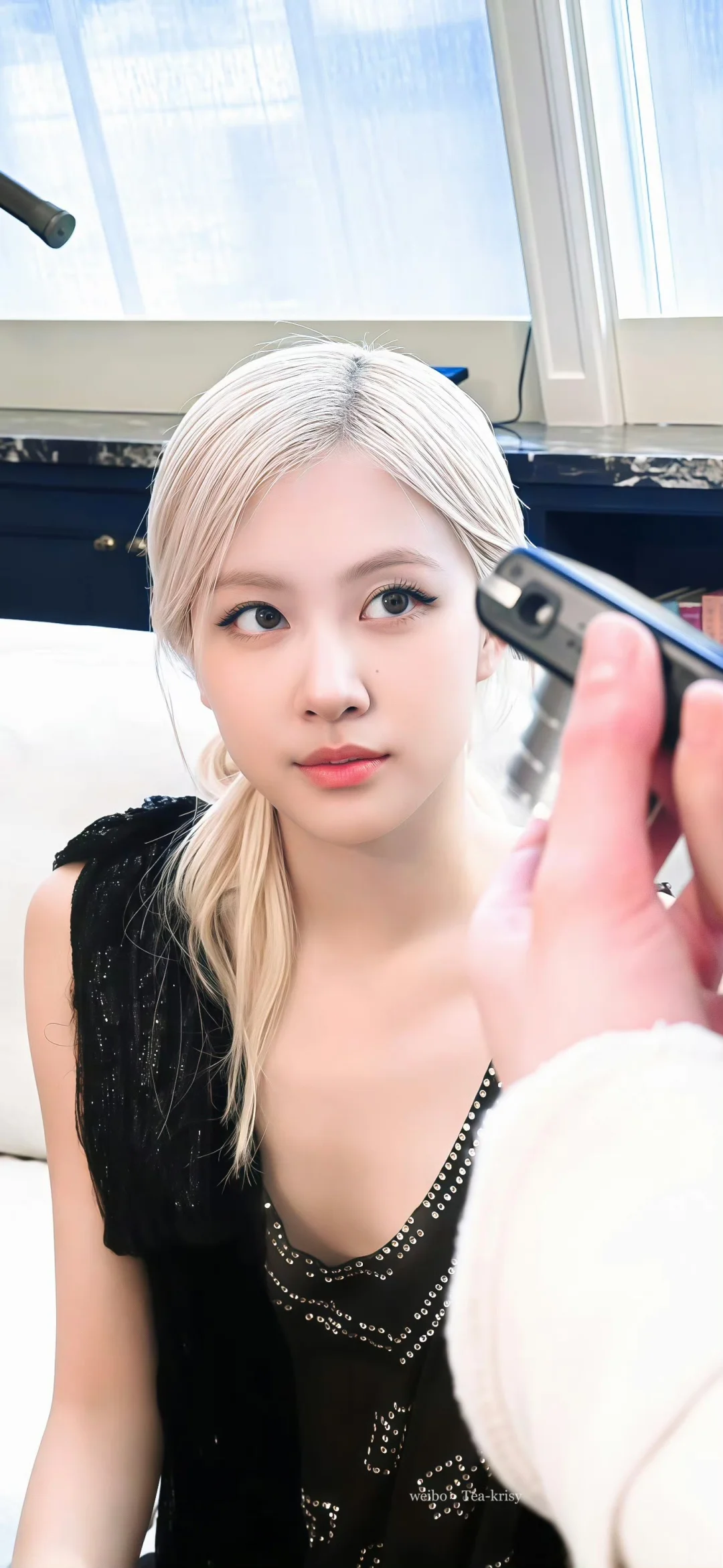 rosé自修高清壁纸分享