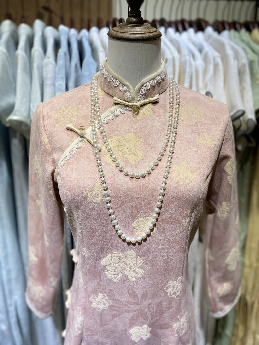 天津滨江道百元旗袍店】买啦三件开心！！