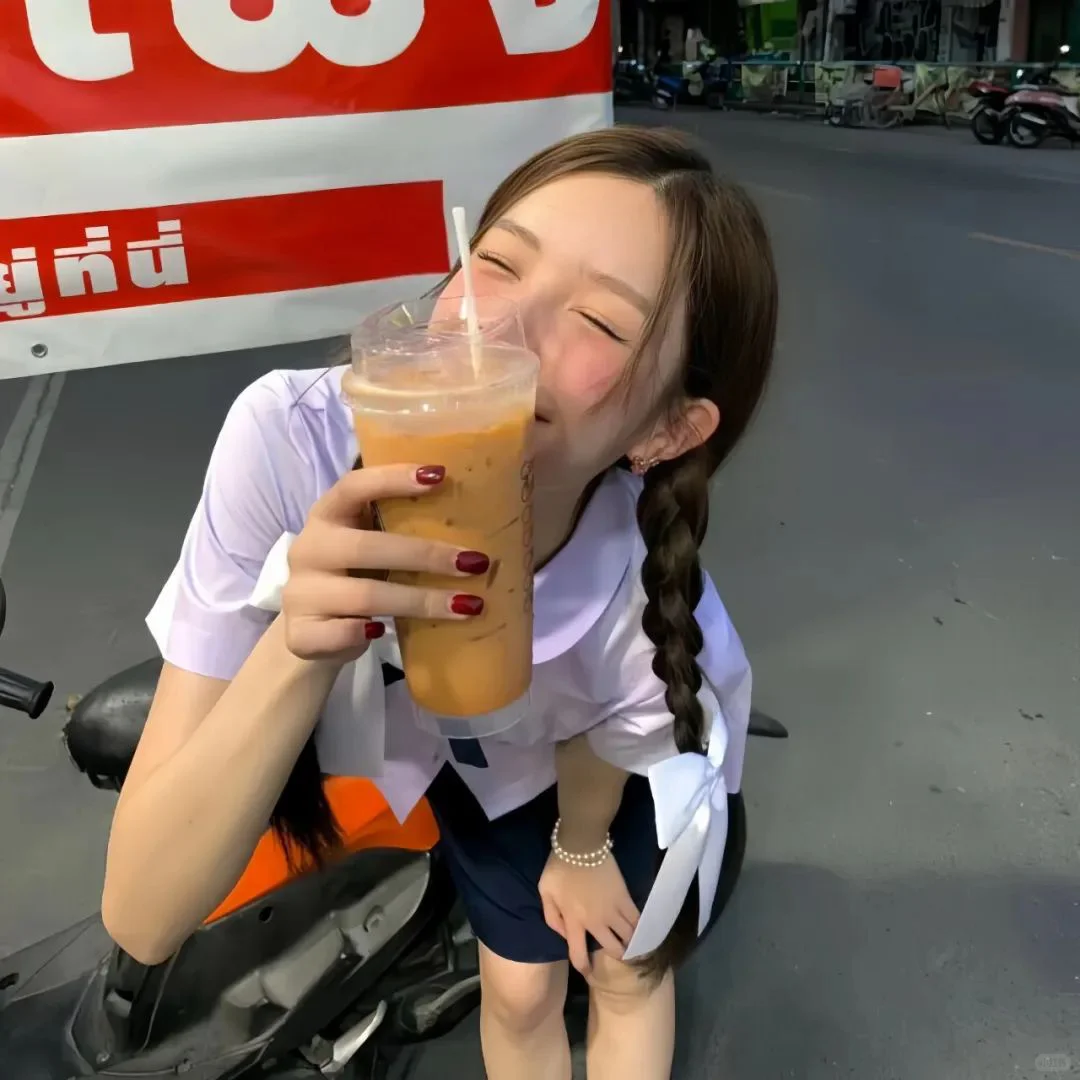 绝美的氛围感女生头像