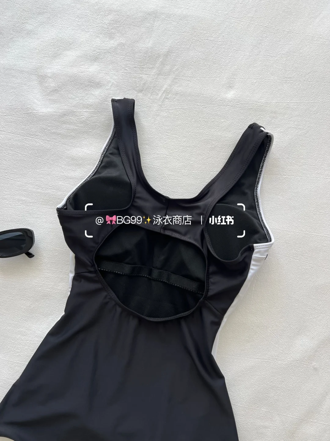 呐你们要的平角裤泳衣🩱➡️右滑上身实拍测评