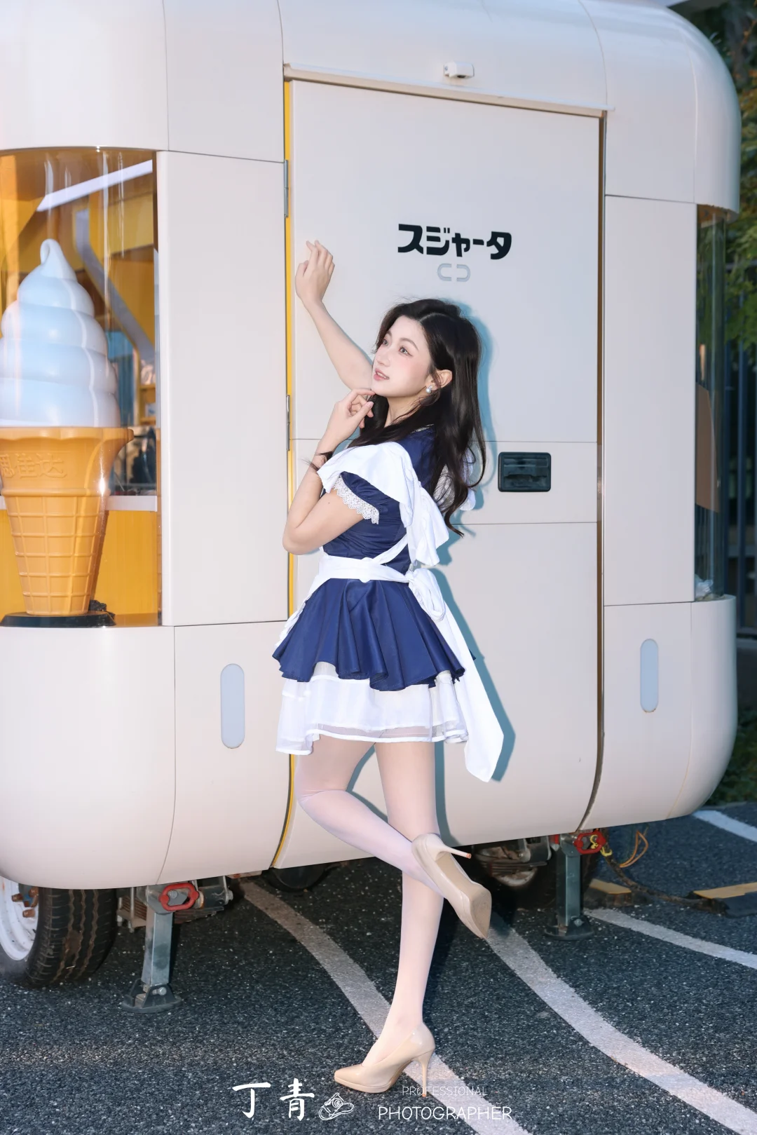 元气满满的可爱女仆拍照姿势📷