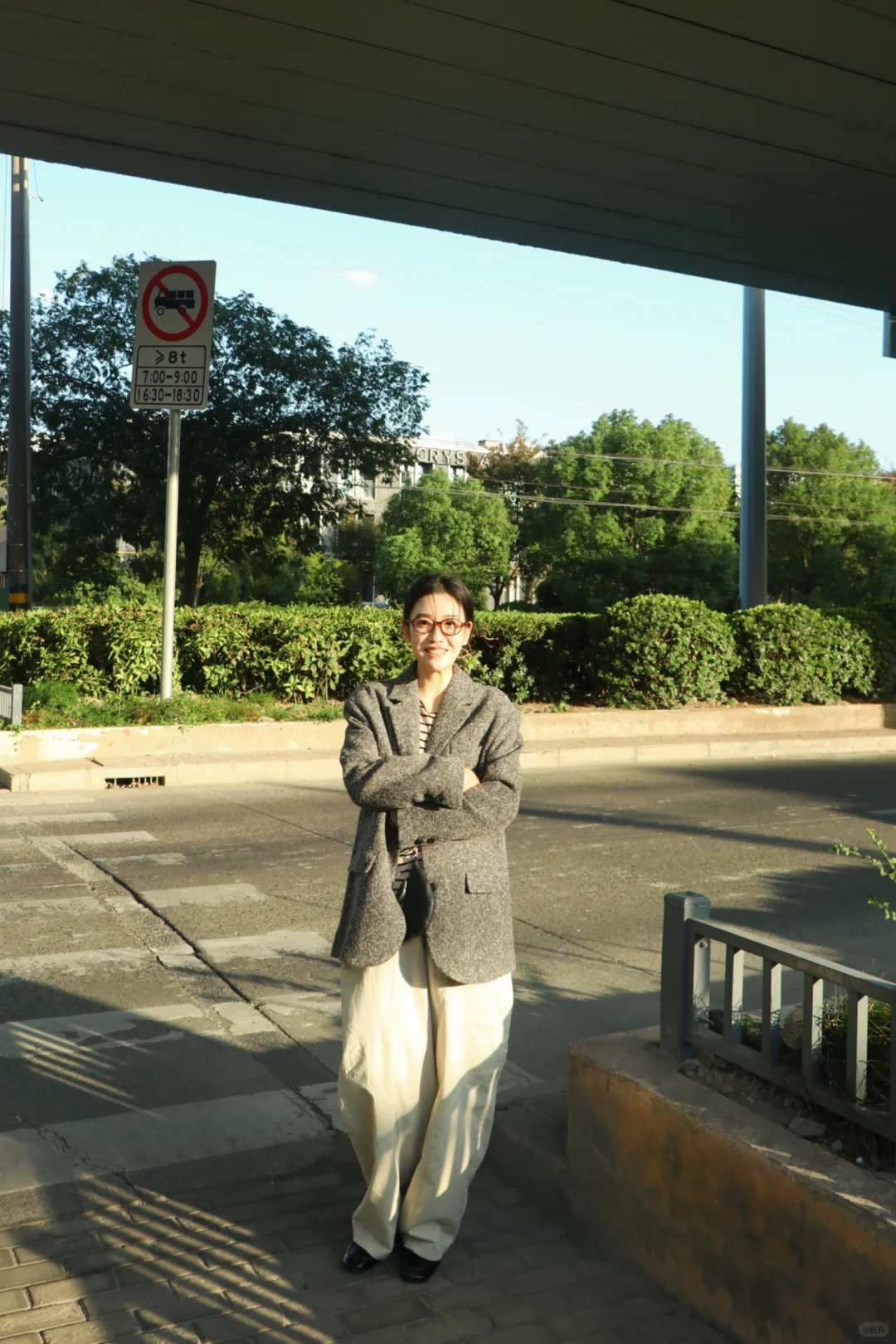 帮我生成一张韩系美女的照片