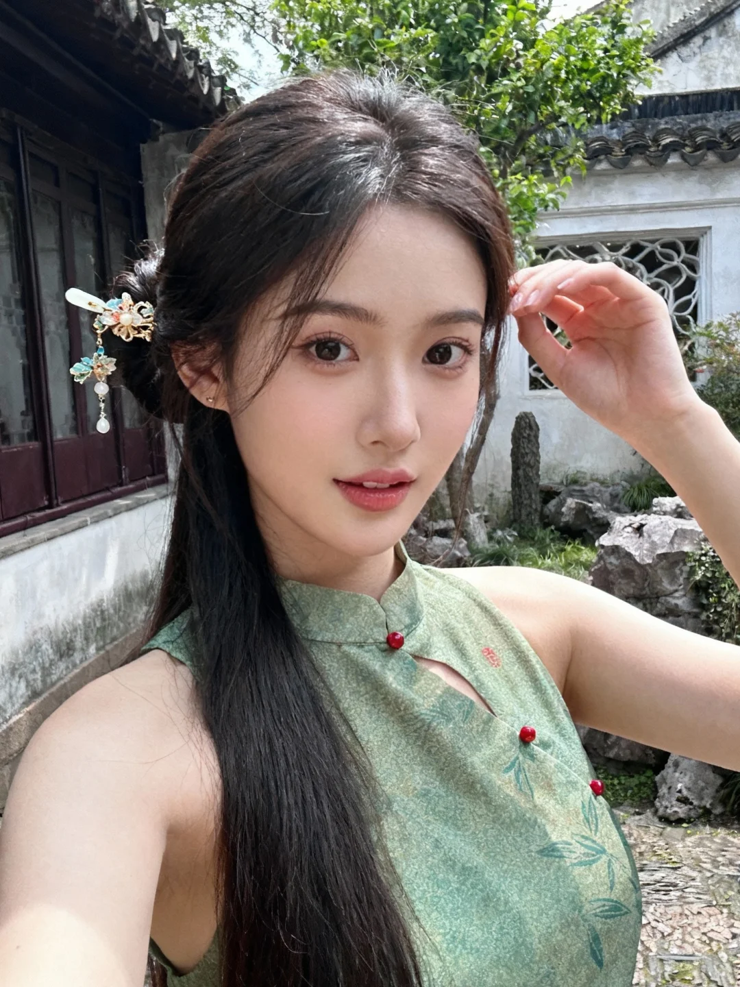 新中式美女写真（悦灵犀AI）