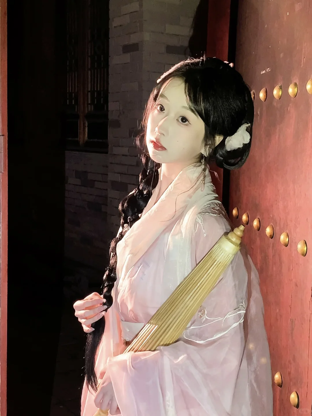 成都模特｜俏明意富贵险中求