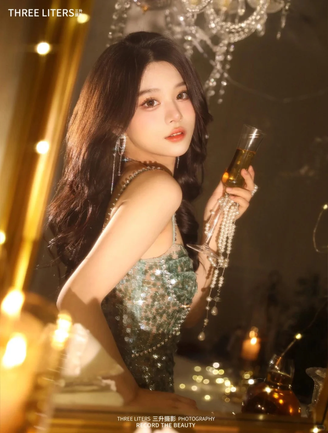 财阀千金的生日照🥂秒变氛围感女明星