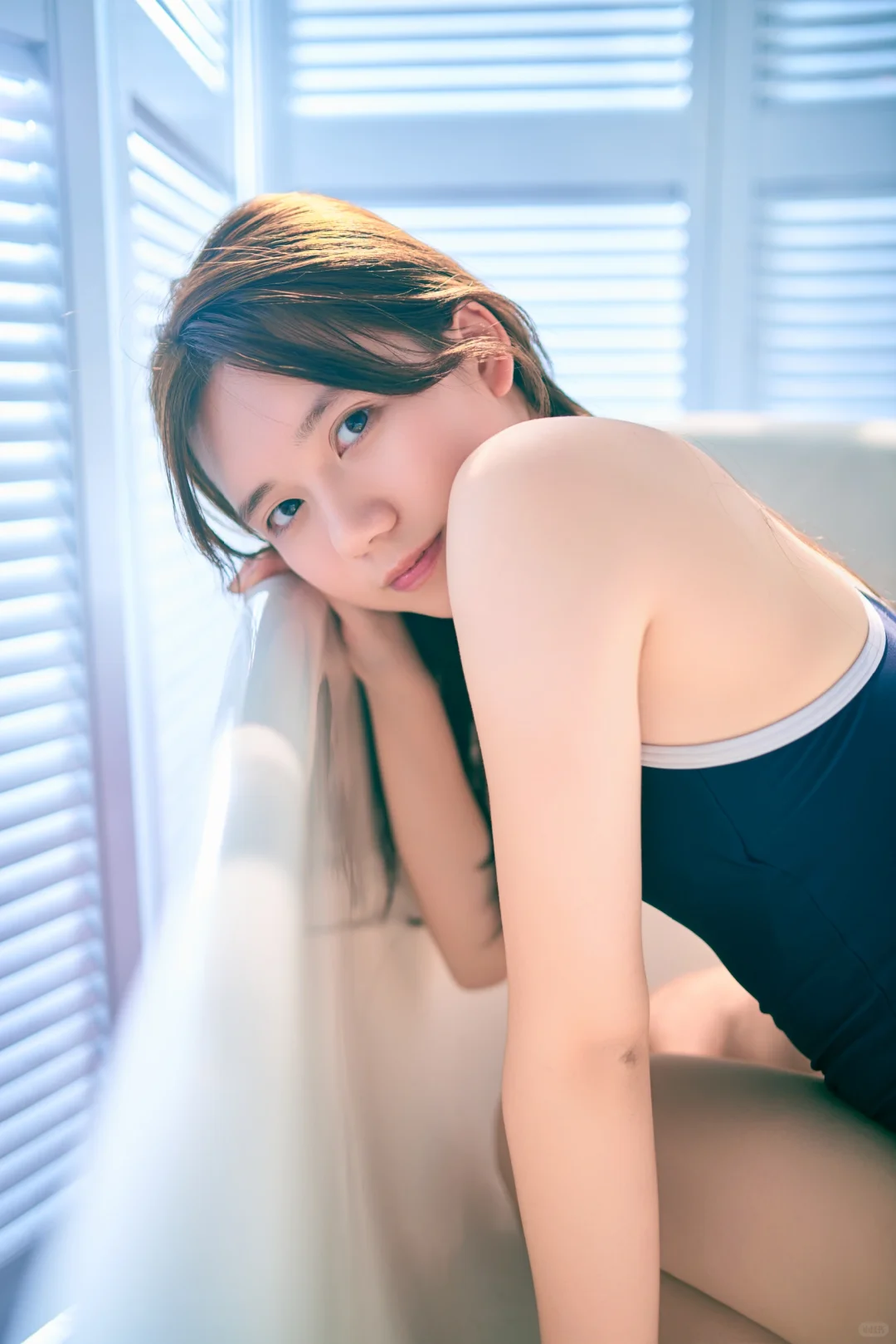 夏日限定/浴缸泳装少女