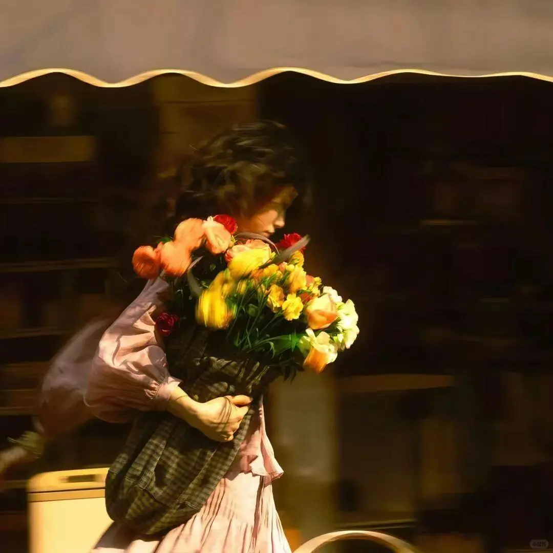 想看看你们的氛围感头像