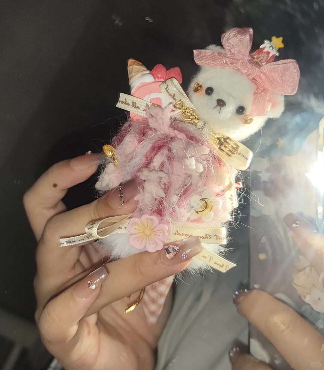 抢到美少女莓莓啦