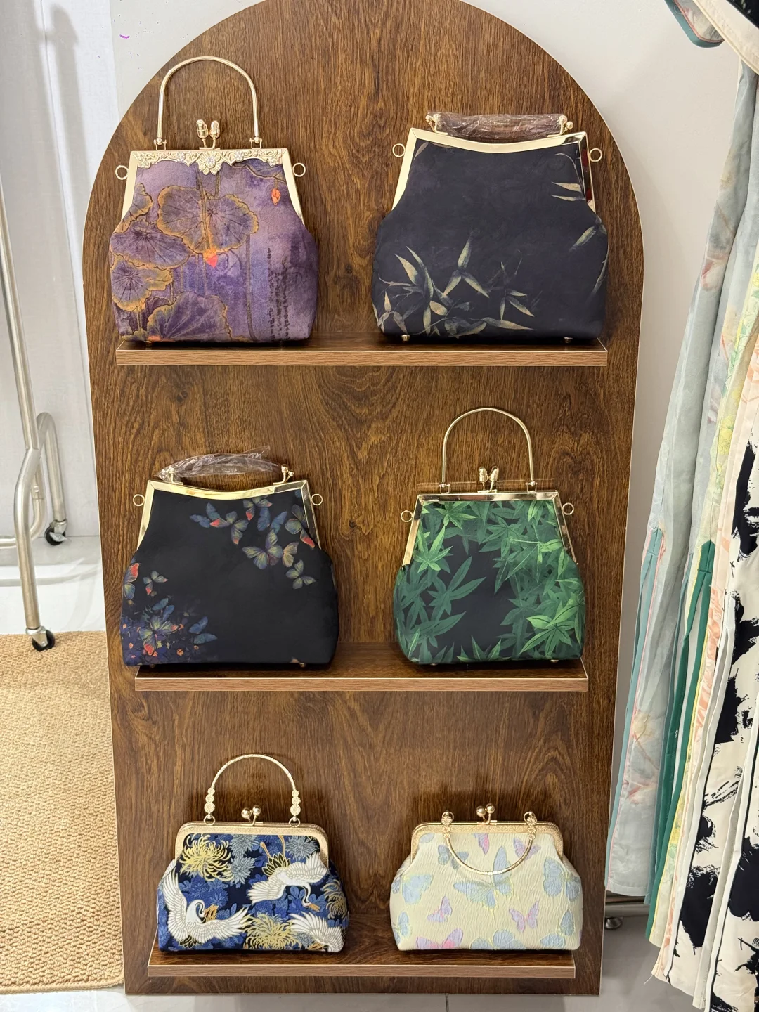 平江路记住这个位置。。。(秋冬旗袍已上