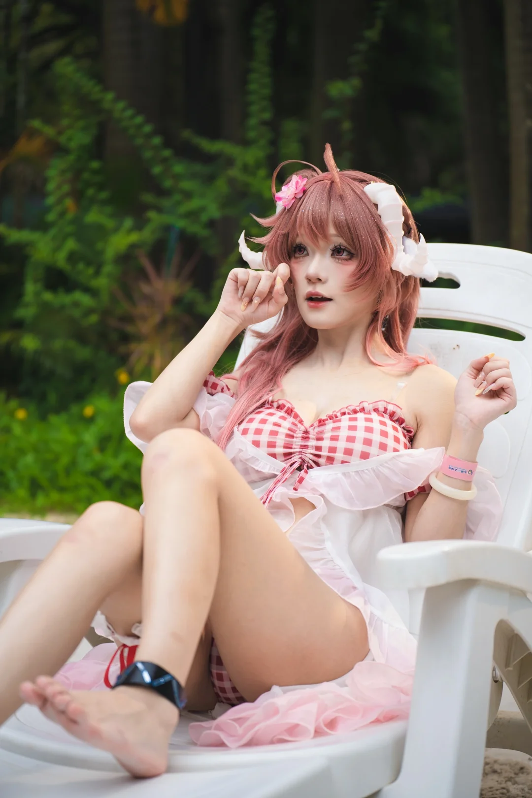 全网捞这只超萌的泳装小羊！