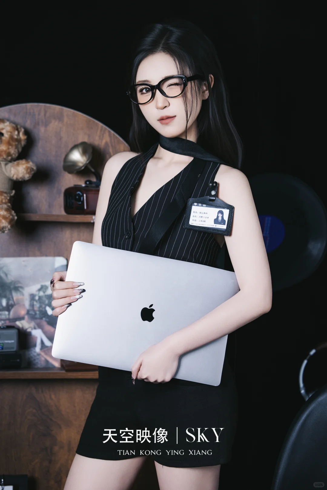 办公室海妖风\去班味儿写真