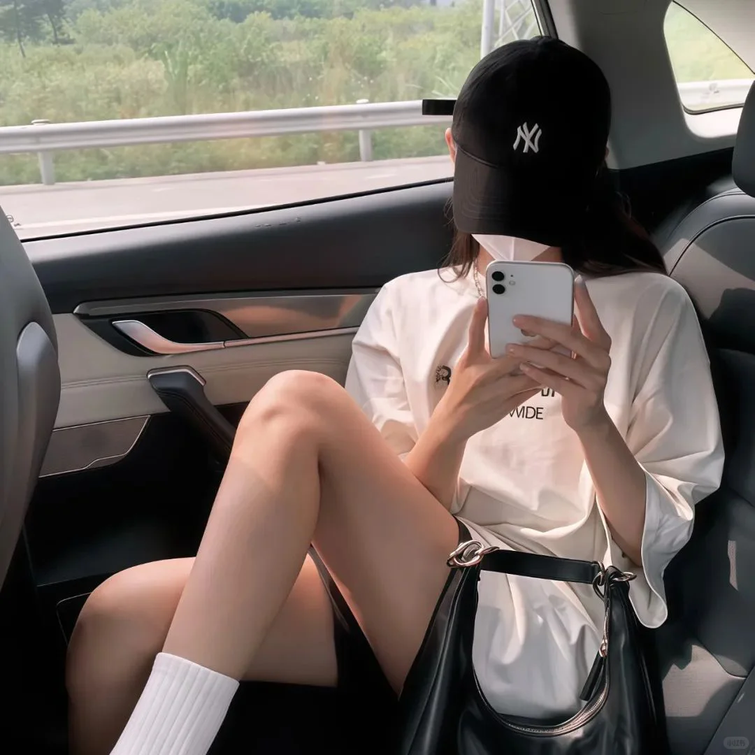 绝美的氛围感女生头像