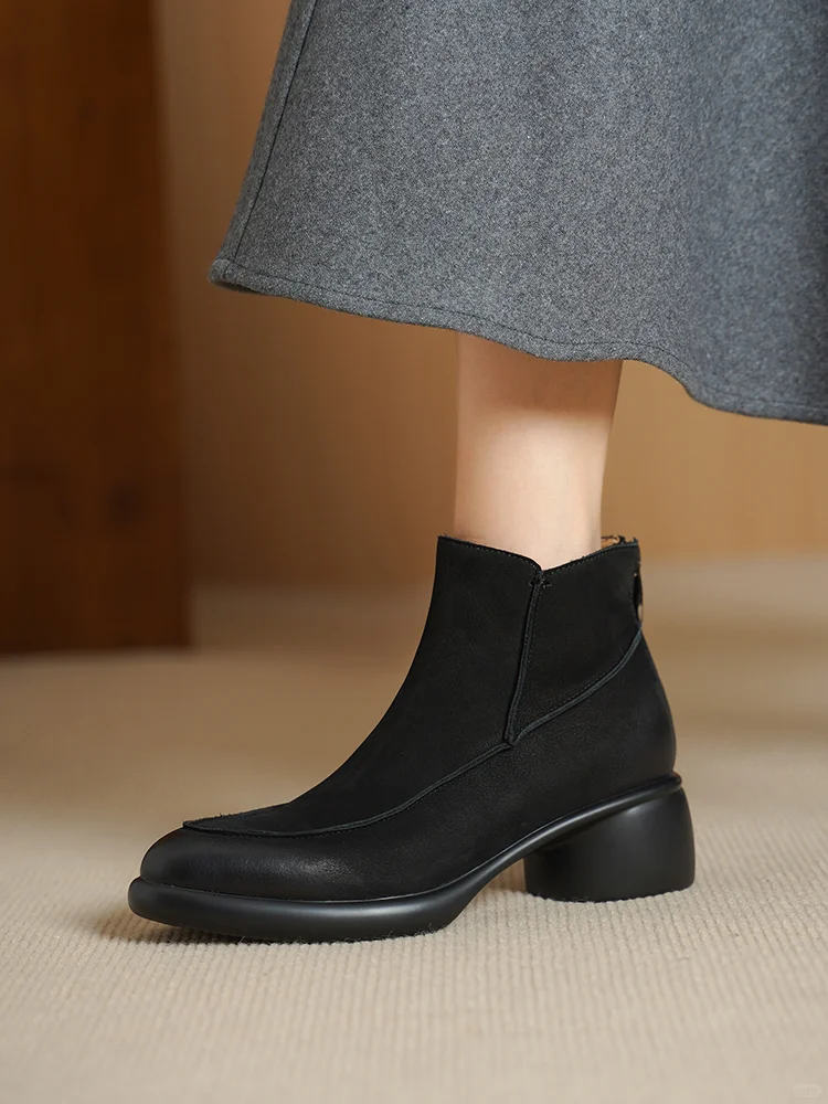 👢秋冬显瘦神器！复古粗跟短靴来啦~