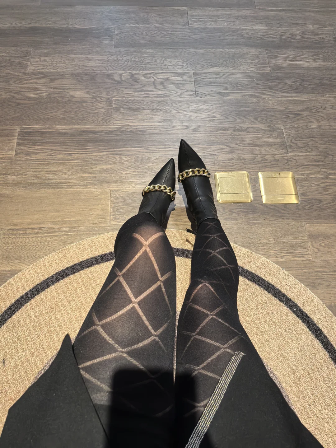 你自己看看这好看吗？避雷菱格纹丝袜！