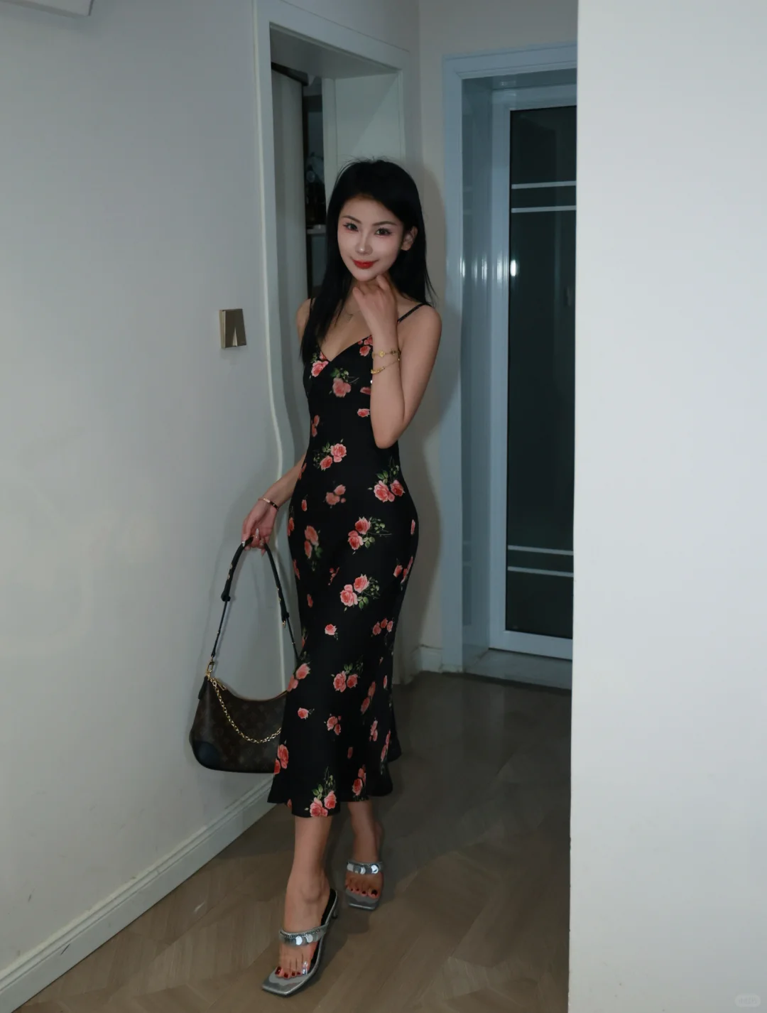 你瑜伽小姨的pdd温柔穿搭