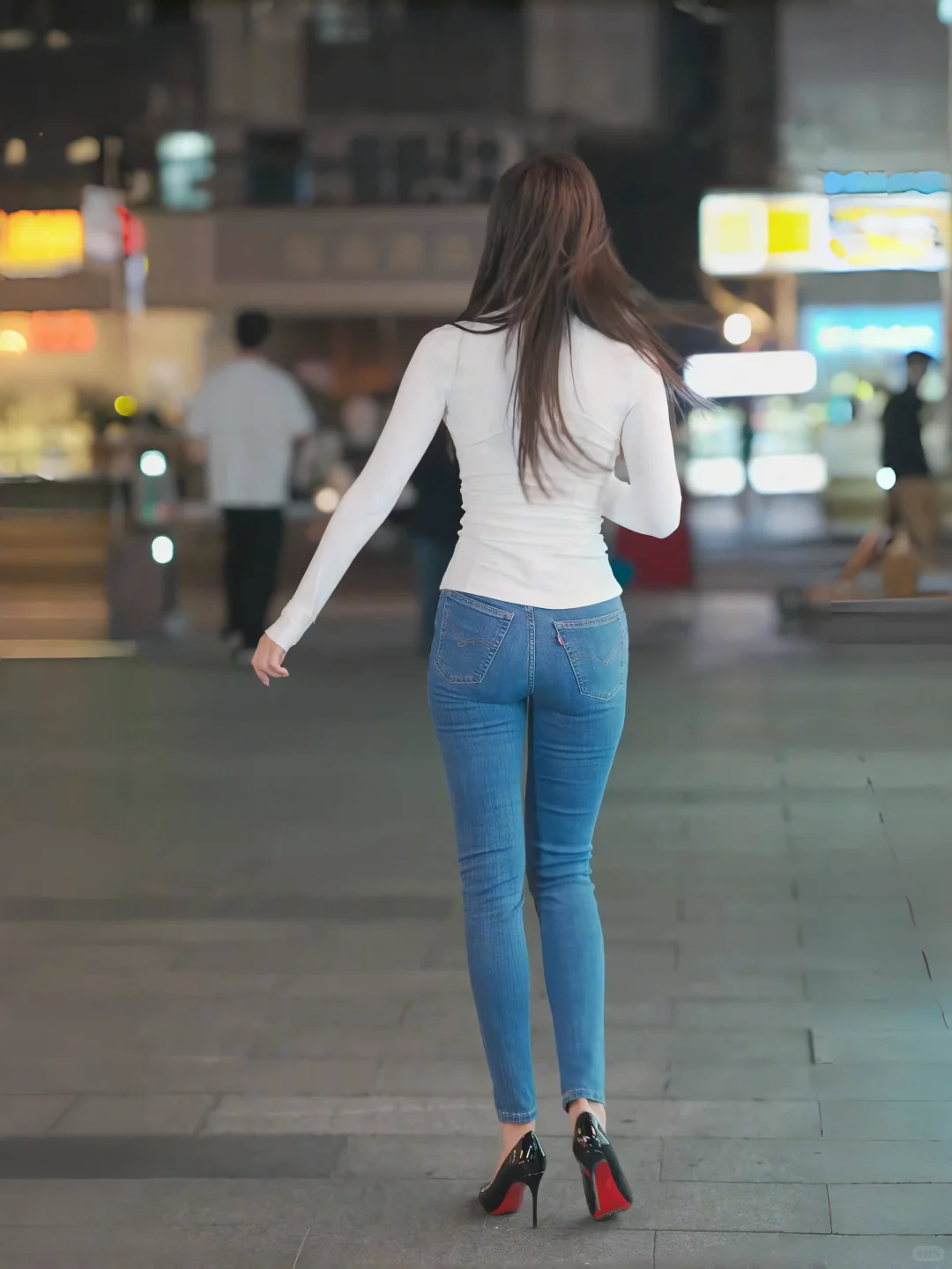 这一套太有气质了！高跟鞋yyds