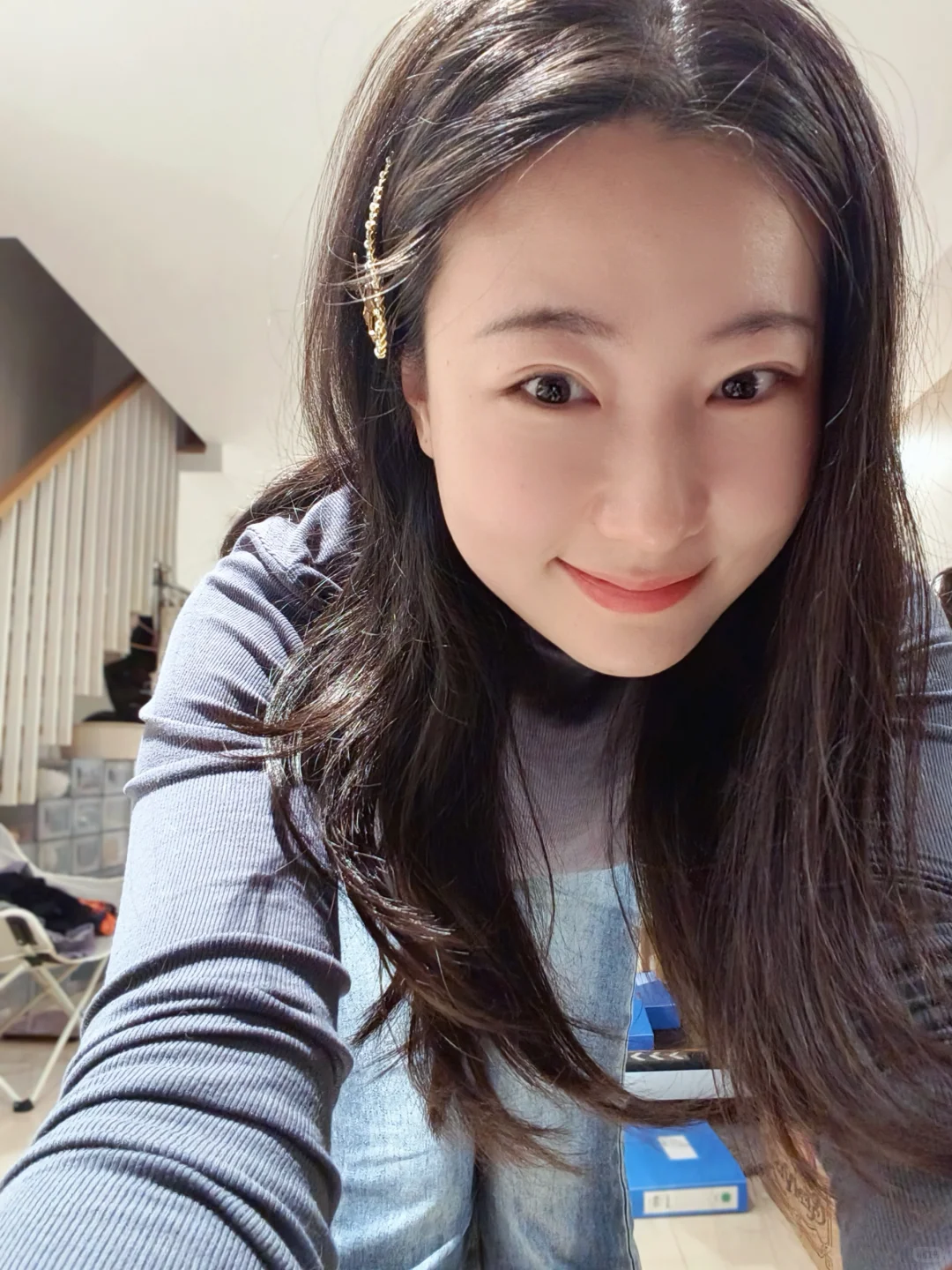 假装“青春女大”