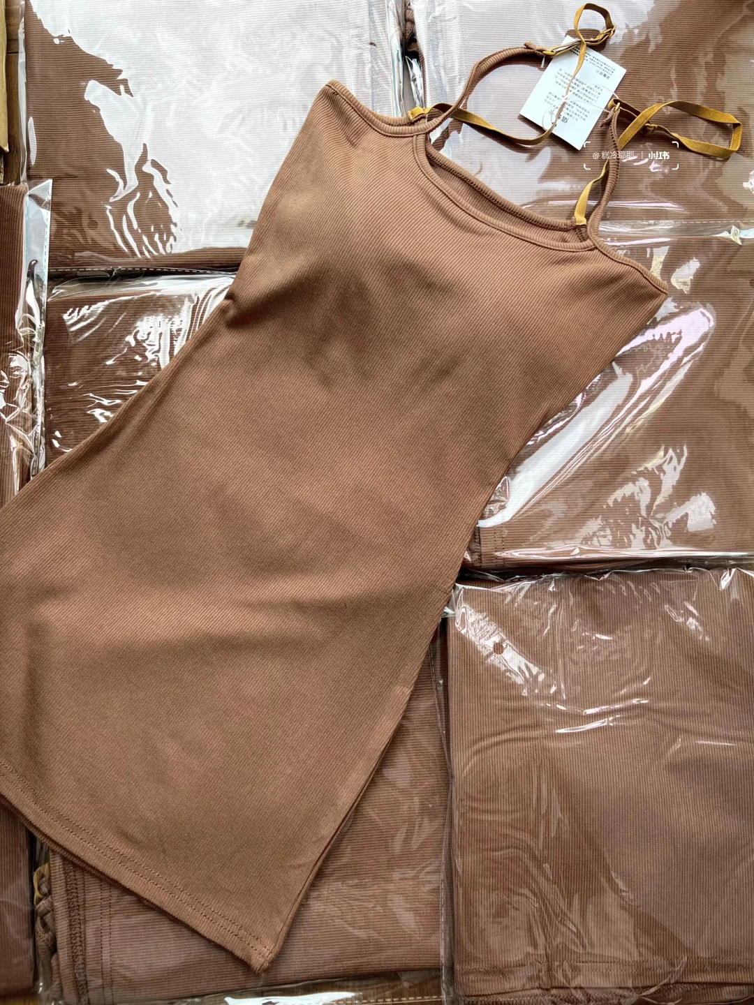 出片率max！20+💰超显身材吊带包臀裙！