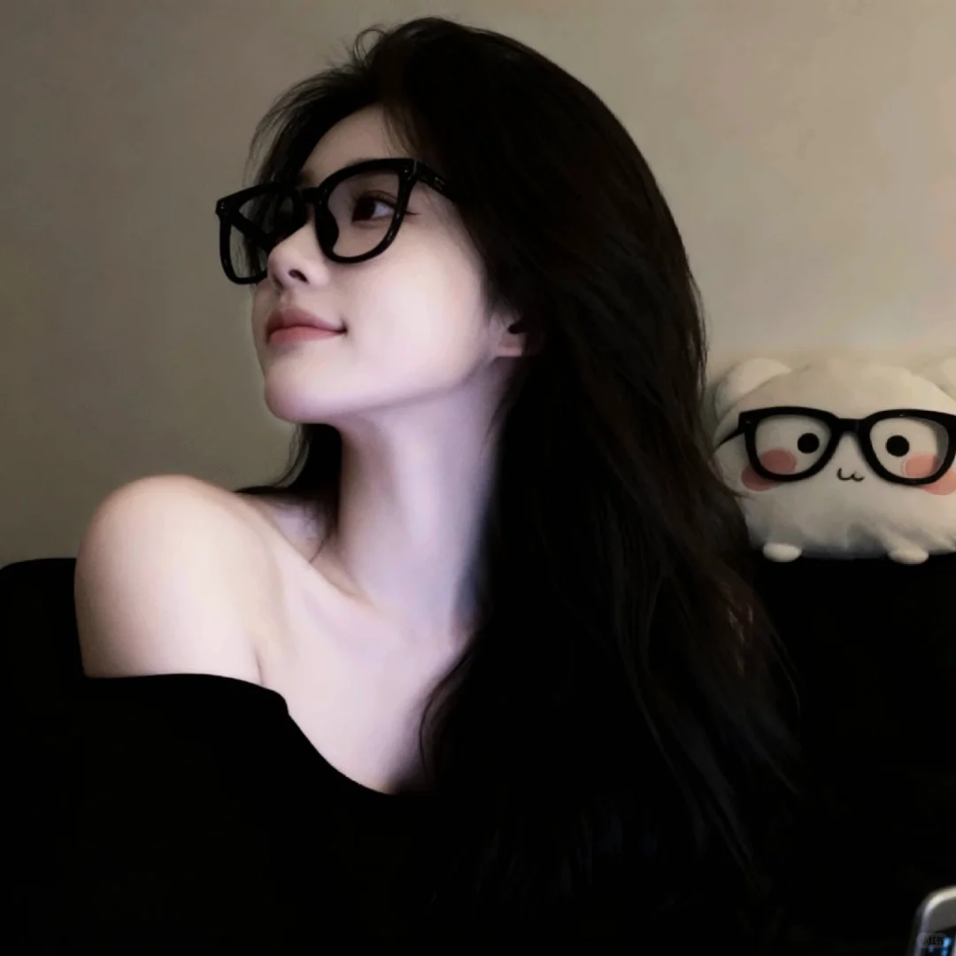 𝙒𝙚𝘾𝙝𝙖𝙩｜韩系 ins 女头