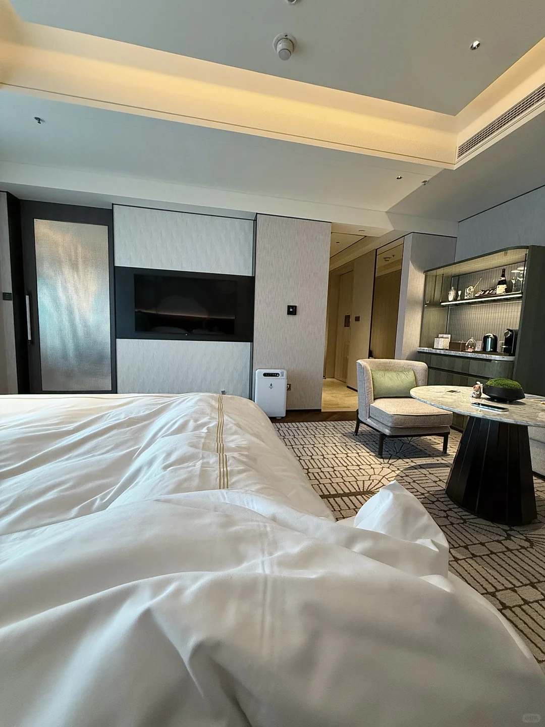 Midnight swimming🌙