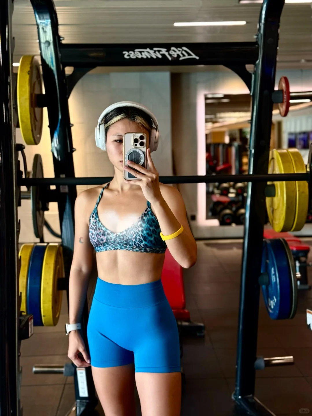 谁懂啊！这身真的好显身材！