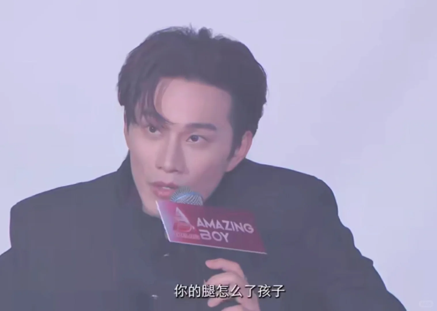 泰国选手跳完后直接被救护车拉走了