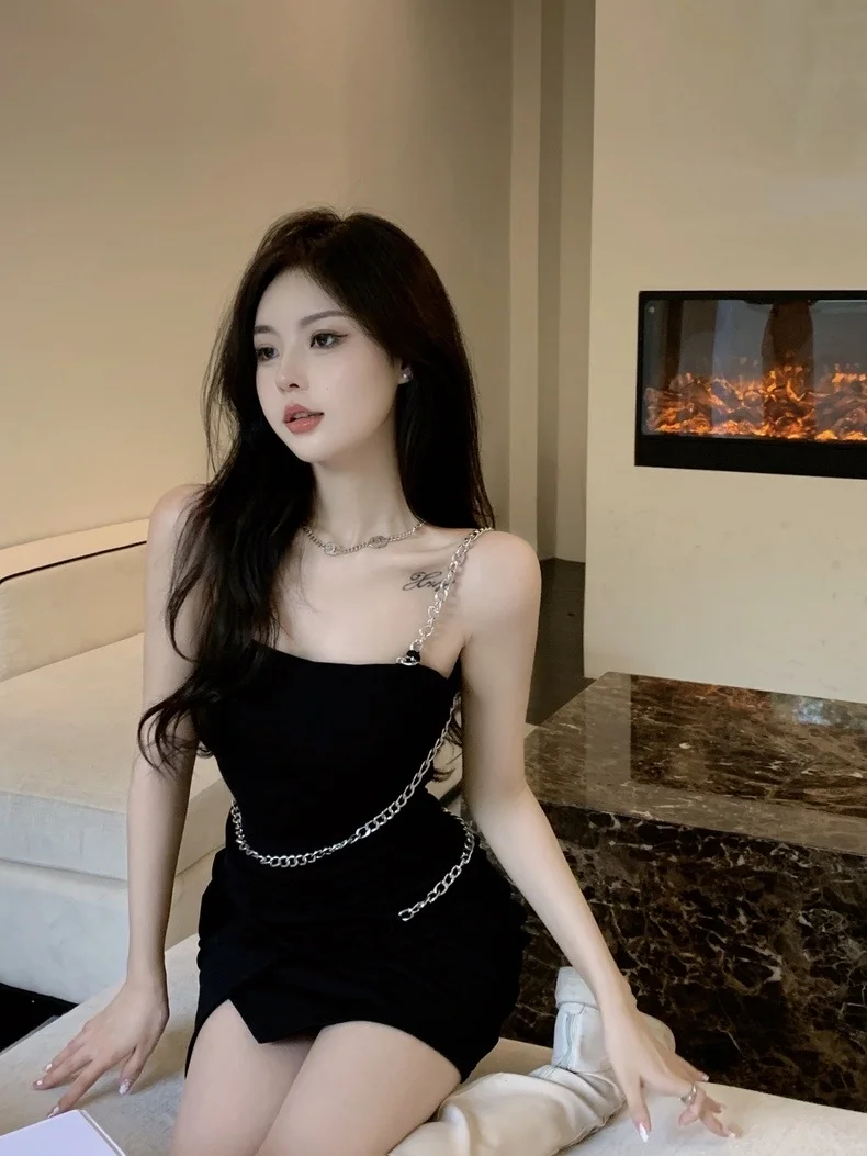 🇸🇬纯欲链条吊带连衣裙