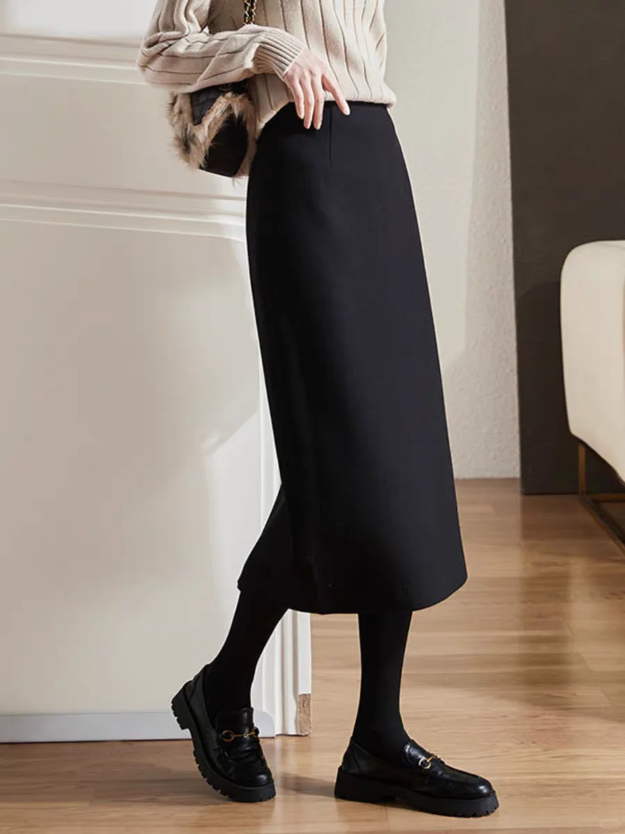 哥弟家一条可以穿着过冬的毛呢包臀裙✨