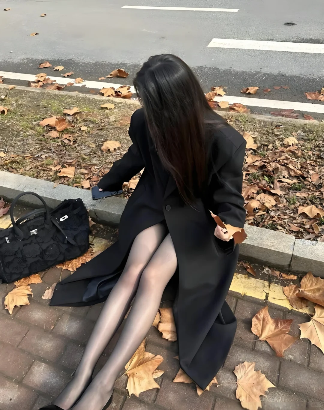 丝袜穿搭技巧:一个充满无限可能的时尚领域