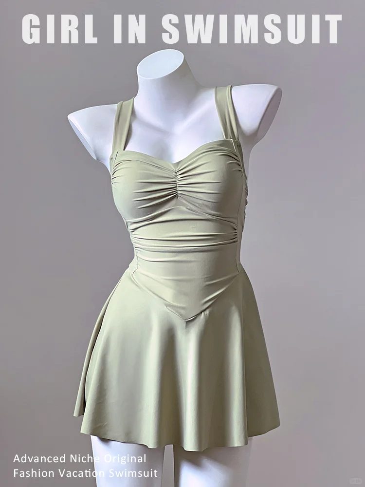 🌿度假季来袭！高级感抹茶绿泳衣，好出片