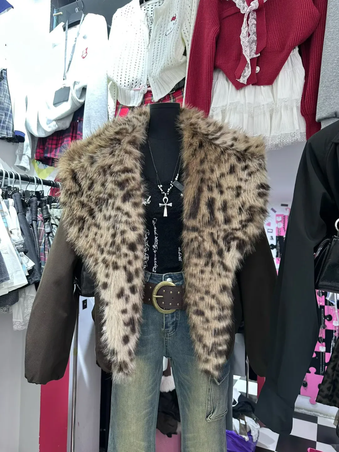 辣妹穿搭分享、甜辣风穿搭、甜酷风穿搭