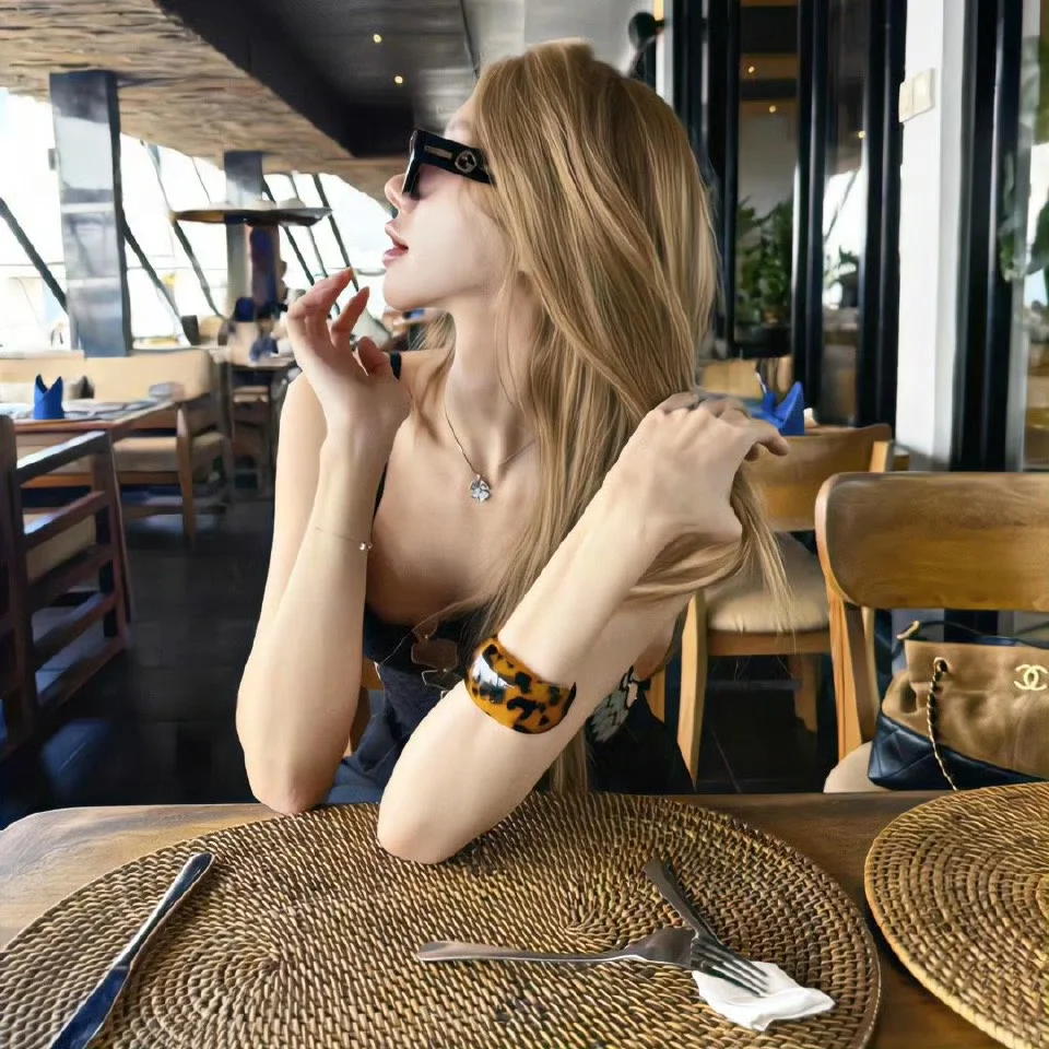 头像分享.女生的磁场越干净越漂亮