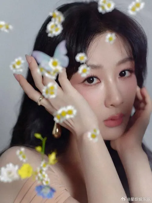 温婉佳人魅力四射