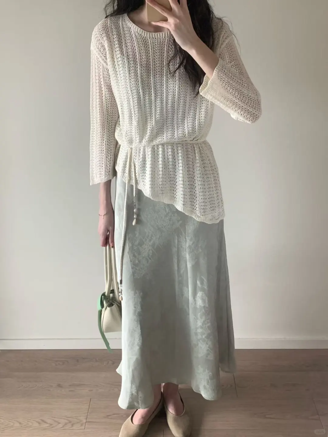香影试衣间💫罩衫+吊带裙=满分气质