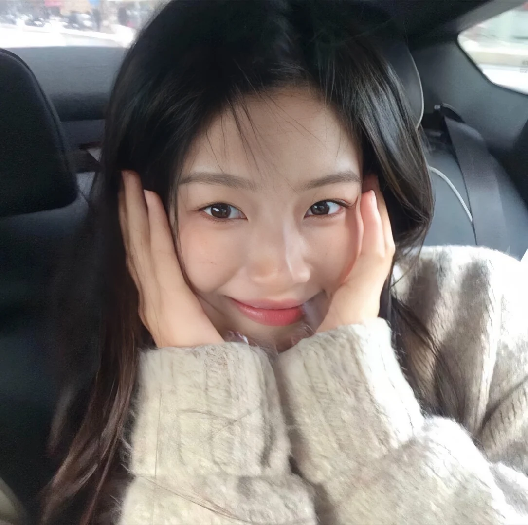 𝙒𝙚𝘾𝙝𝙖𝙩 女生头像🌨️