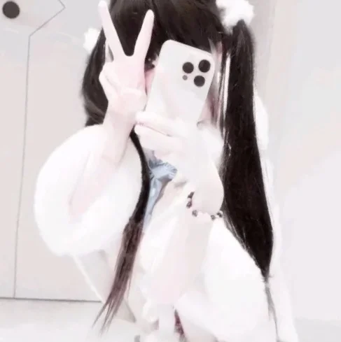 收藏的女头像➕背景（非本人）什么类型都有