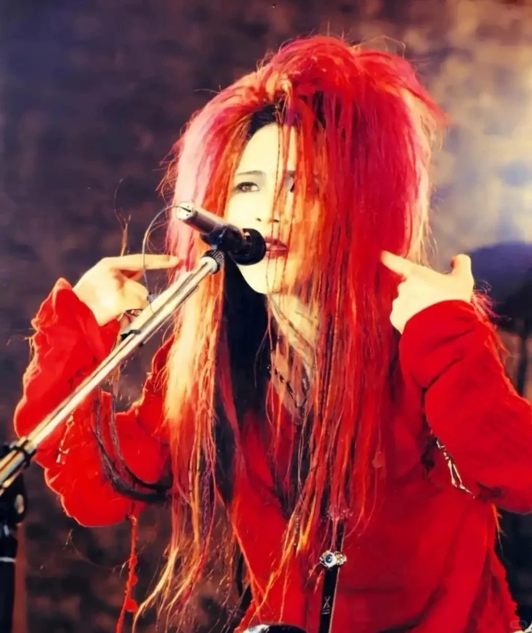 想知道秀秀这件毛衣哪里能买到...