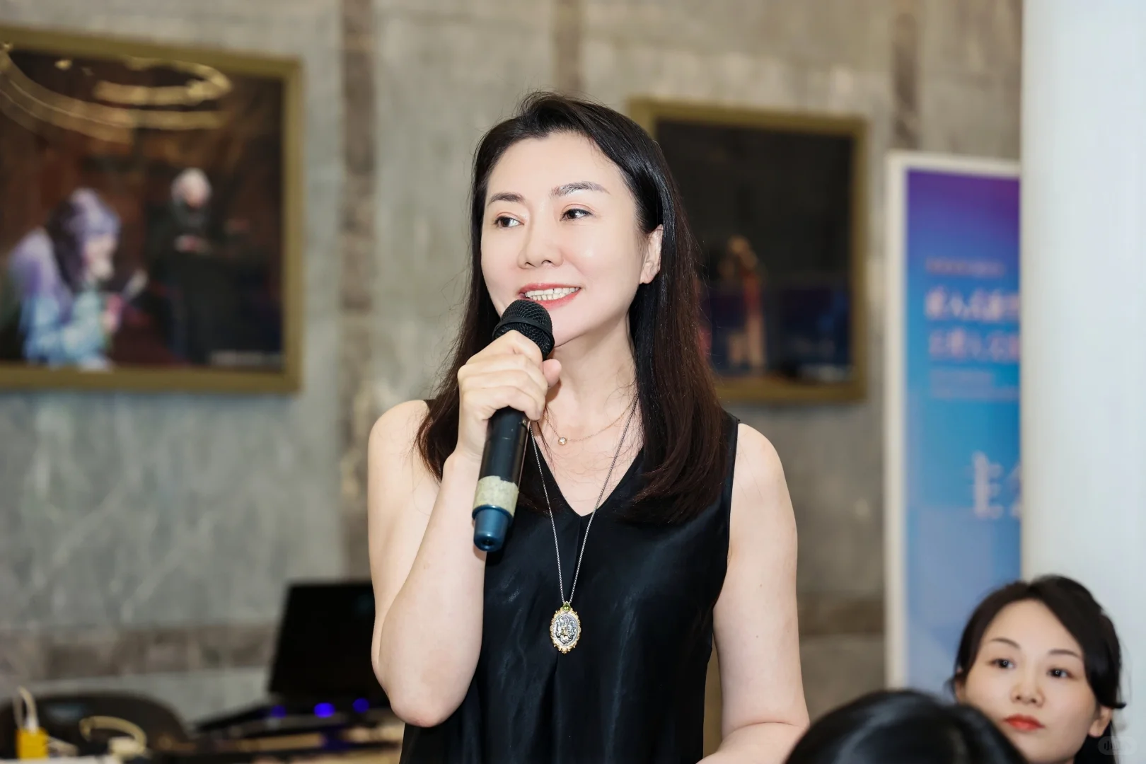 50岁而已，步履不停