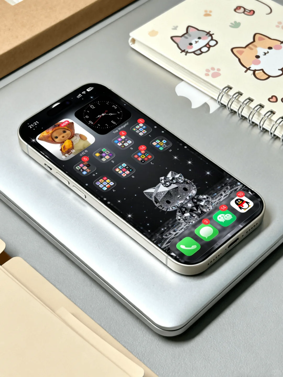 hellokitty「璀璨系列」壁纸