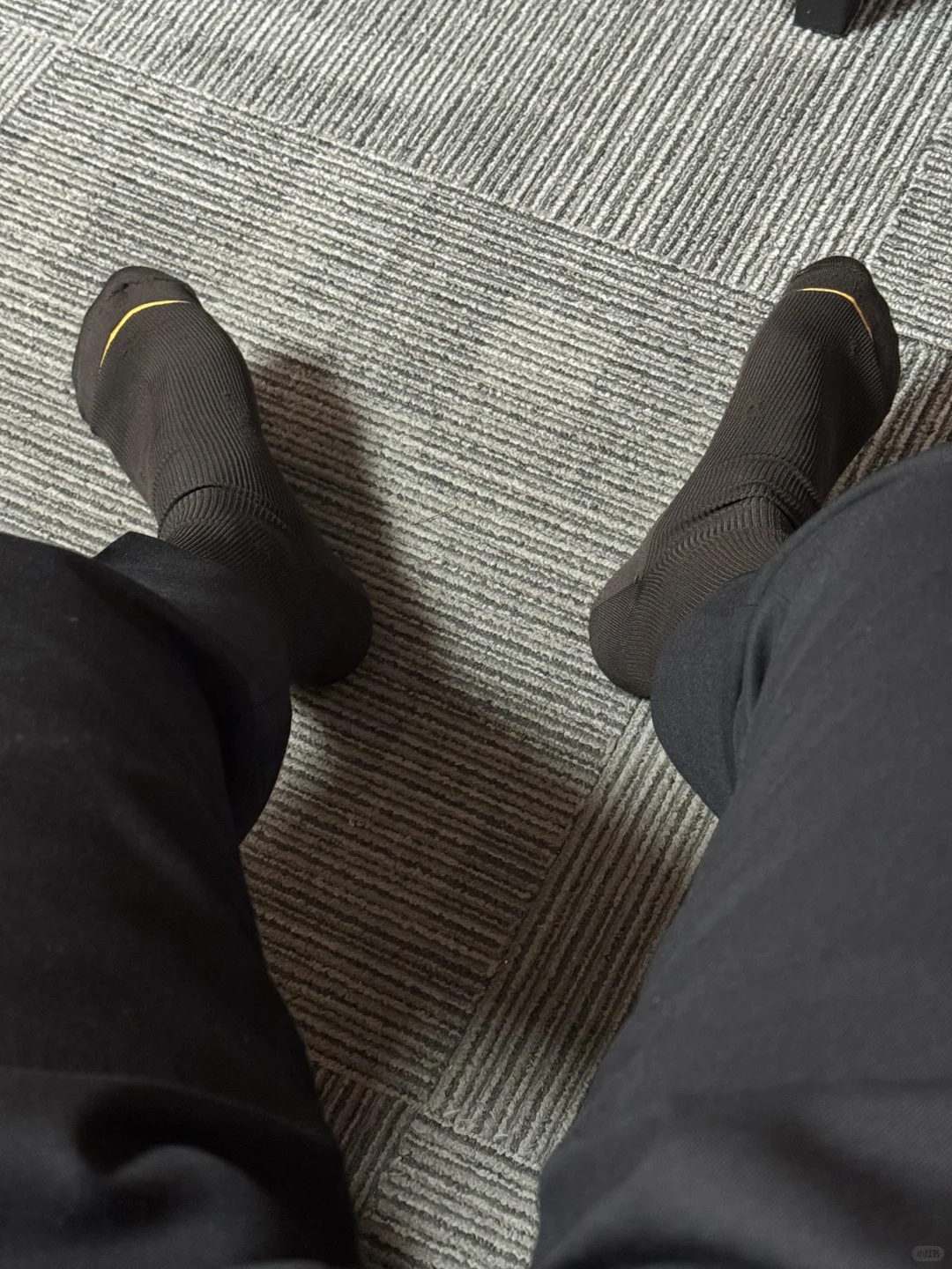 直男同事一大早问我这是什么袜？