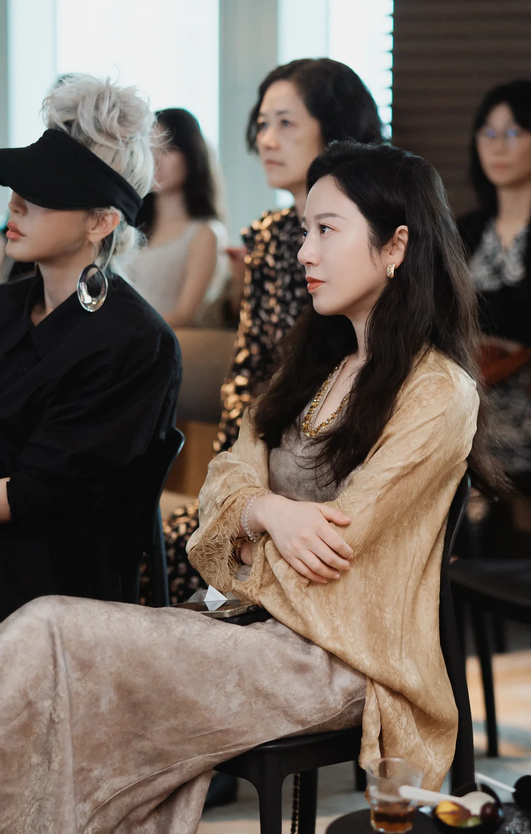 K11黑卡会见证，爱己如珠宝