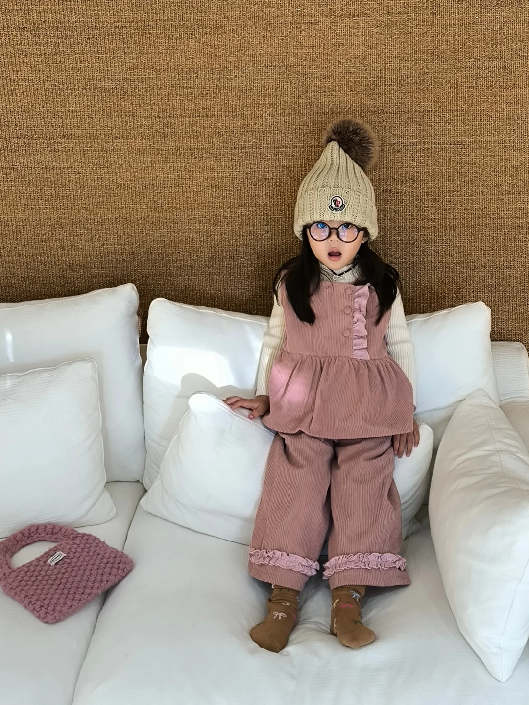 女鹅秋冬靠这套莓粉色“杀出重围”！