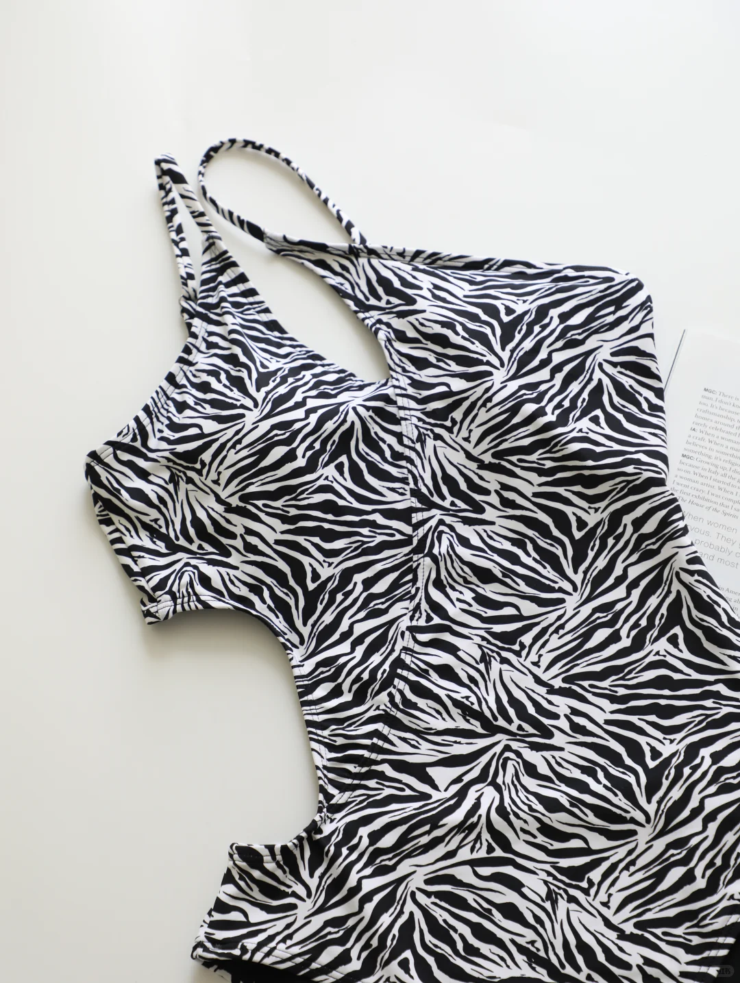 泳衣分享、豹纹真的好显身材～～～～