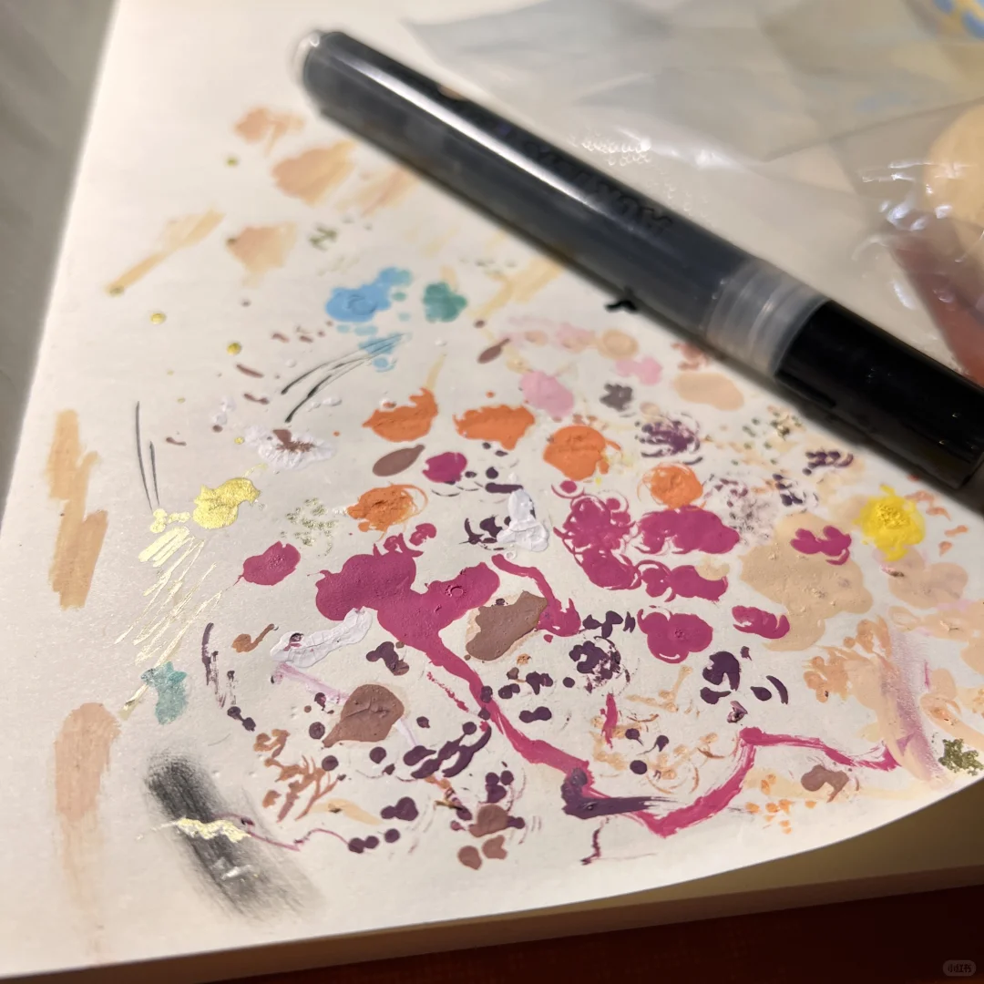 好久没手绘了…依旧是秀秀…